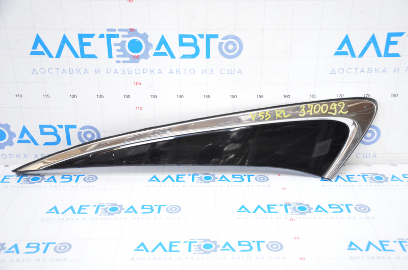 Triangle plug rear wing left Toyota Camry v55 15-17 usa scratches, worn