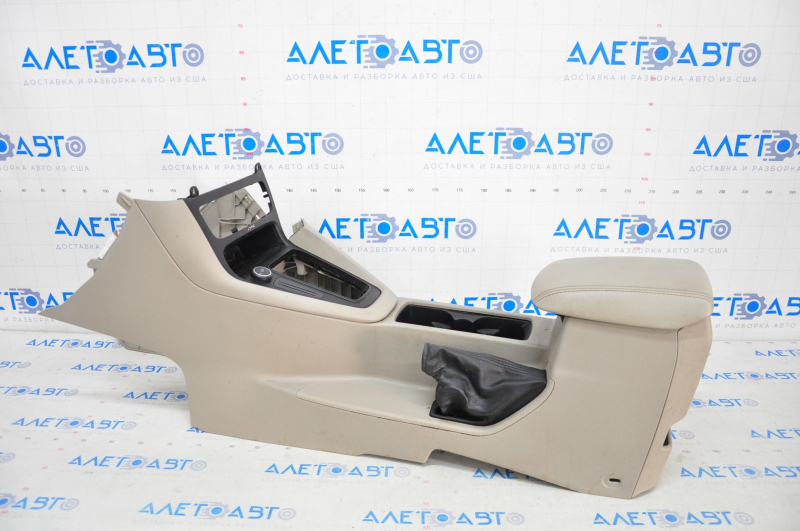 Central console armrest and cup holders Ford Focus mk3 15-18 rest, beige, scratches