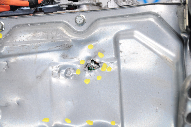 Inverter Toyota Prius 50 16-18 broken chips, fastening, dented top cover, broken pallet, for spare parts