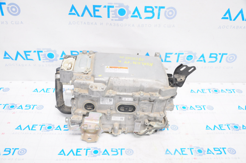 Toyota Avalon 13-18 inverter no port cover, dented tray