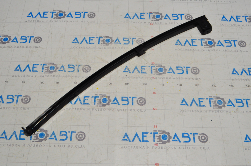 Glass guide for rear right door Infiniti G25 G35 G37