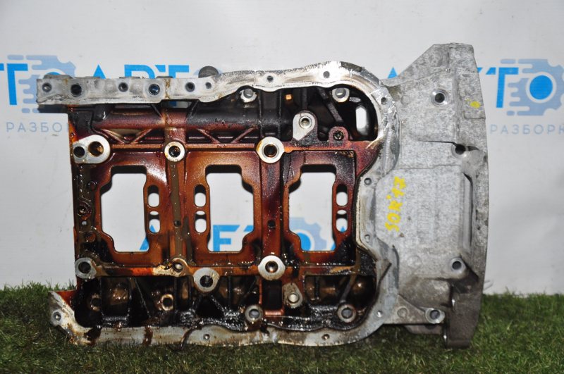 Half-tray of internal combustion engine Kia Sorento 16-19 2.4