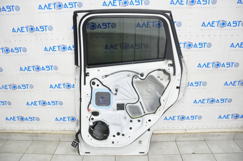 Door assembly rear right Ford Escape MK3 13-19 white YZ, bumps, dented