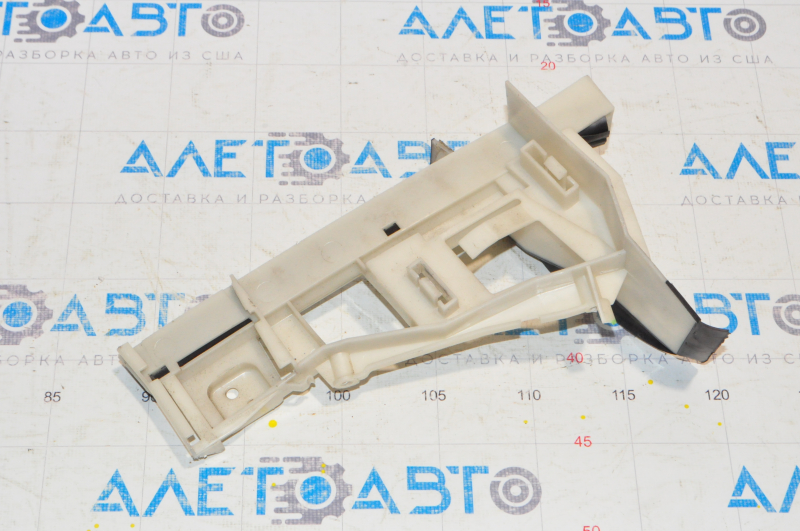 Rear left door glass guide Ford Focus mk3 11-18 5d without lock and door handle mechanism