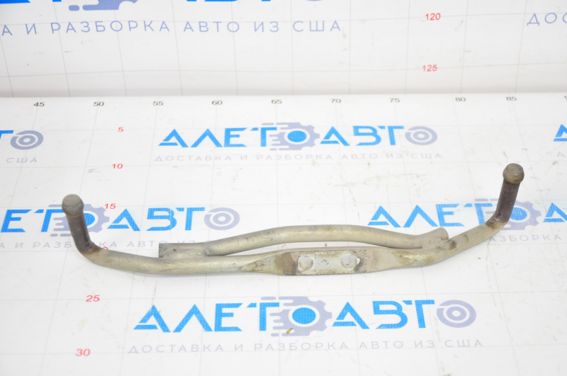 Rear muffler bracket Toyota Highlander 08-10 hybrid