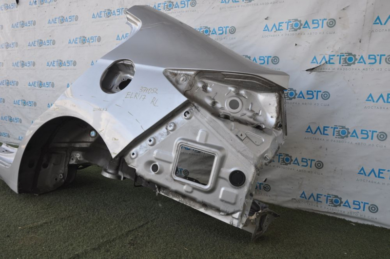 Quarter wing rear left Hyundai Elantra AD 17-20 silver, putty