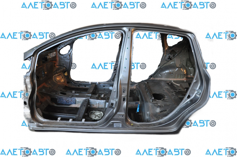 Body pillar central left Nissan Versa Note 13-19 on the body