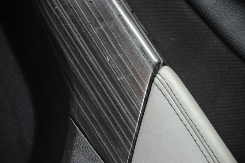 Door trim card rear right Jeep Cherokee KL 14-18 black with black insert cloth, armrest gray leather, butt, scratches, abrasions