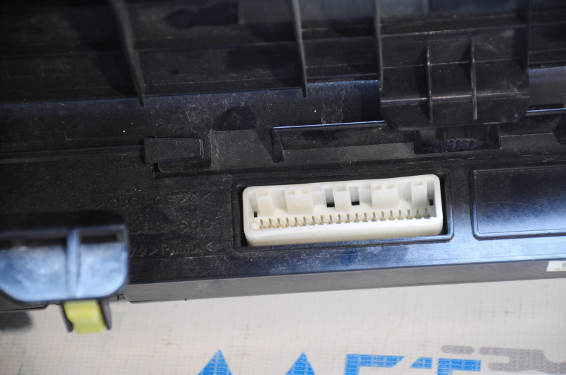 Toyota Prius Instrument Cluster 30 10-15 usa miles, Left Side of Monitor Not Working
