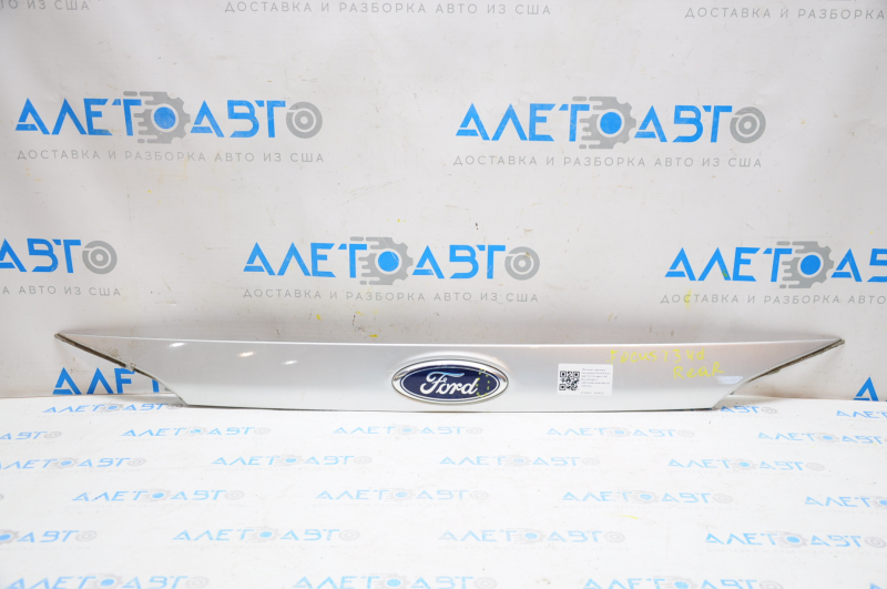 Ford Focus mk3 11-18 trunk lid molding prerest 4d without camera with emblem, dent on emblem
