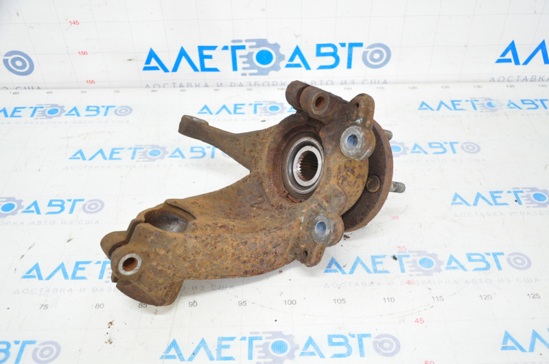 Front right axle with hub Ford Escape MK3 13-19 rusty, hub bearing to be replaced