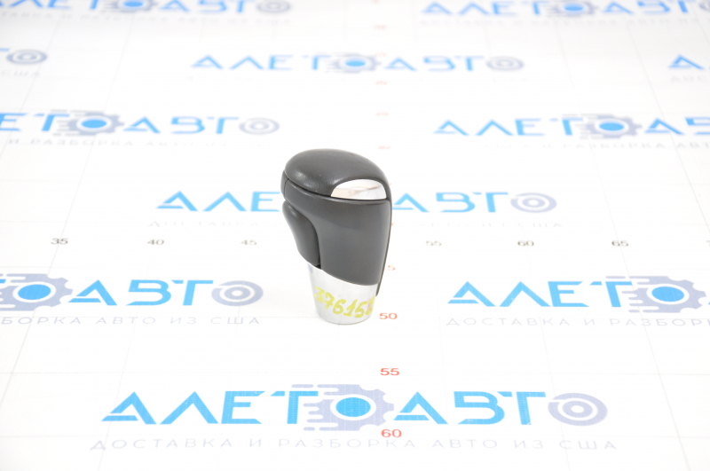 Gear knob Mazda 3 14-18 BM leather black, plastic inserts, scratches on leather