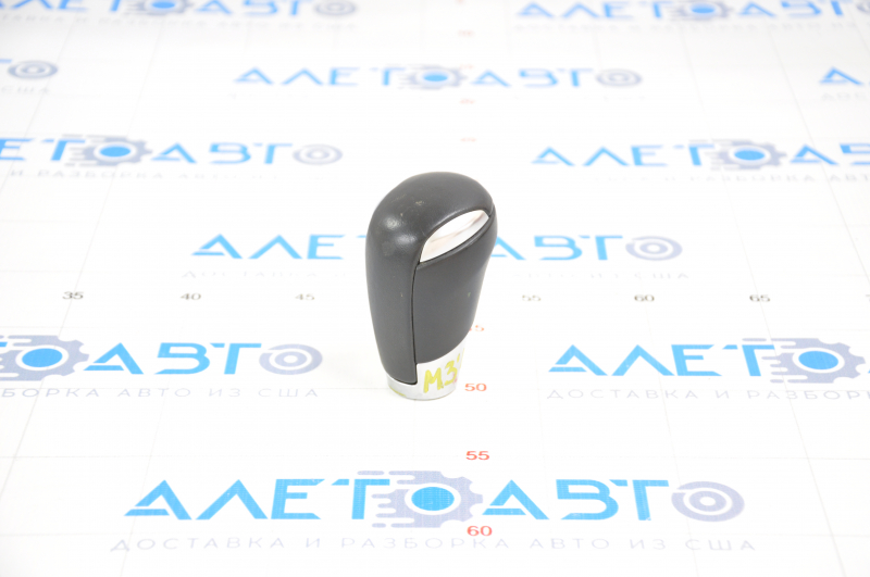 Gear knob Mazda 3 14-18 BM leather black, plastic inserts, scratches on leather