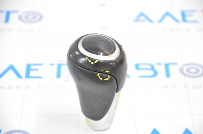 Mazda 6 13-17 manual transmission knob black leather, worn leather
