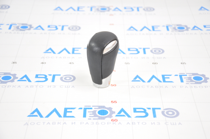 Mazda CX-5 17-25 gear knob leather black, scratches