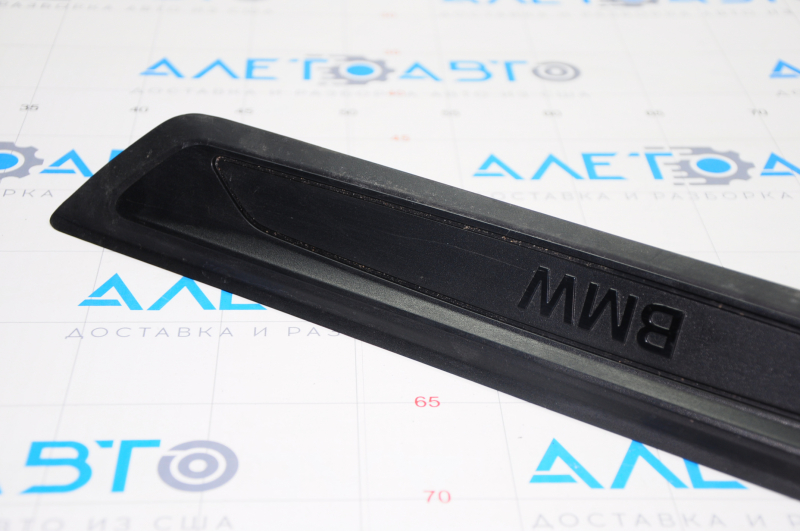 Door sill trim front right outer BMW 3 F30 12-18 black, scratches