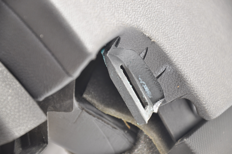 Torpedo front panel without AIRBAG Lincoln MKZ 13-20 leather, black with gray insert, scratches