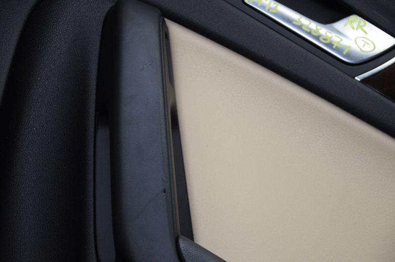 Door trim card rear right Audi A4 B8 13-16 rest black with beige insert leather, rubber armrest, molding under wood gloss, sedan, without curtain, broken crepe, scratches