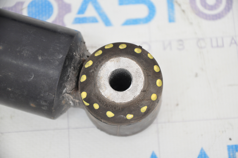 Rear shock absorber left Volvo XC90 16-19 cracked silent block