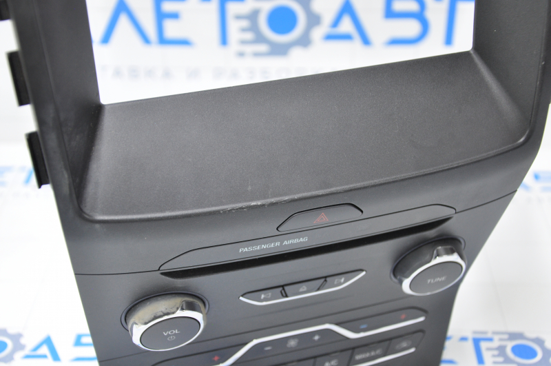 Radio and climate control panel Ford Edge 15-18 auto, dual zone for a large monitor, with heating, scratches and abrasions on the overlay