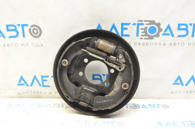 Rear left brake disc cover Jeep Compass 11-16 for drum, with parking brake mechanism