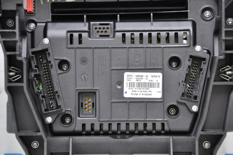 Lincoln MKZ 13-16 multimedia and climate control overlay is worn out