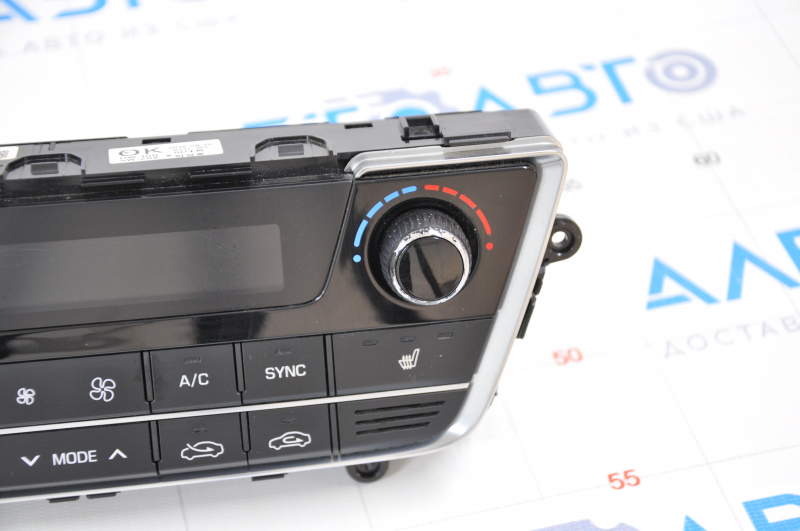 Climate control Hyundai Sonata 15-17 auto, dual zone with heating, peeling chrome, scratches on glass