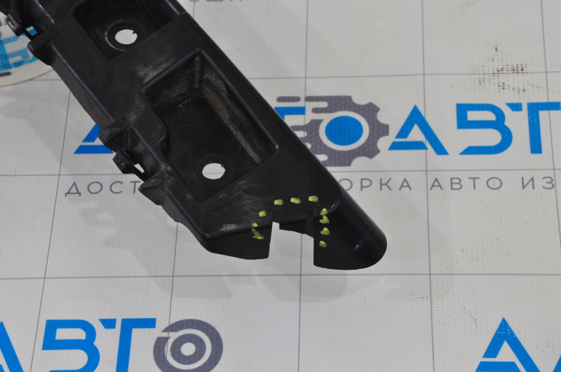 Rear bumper mount right outer Ford Fusion mk5 13-18 broken 1 latch, cracks