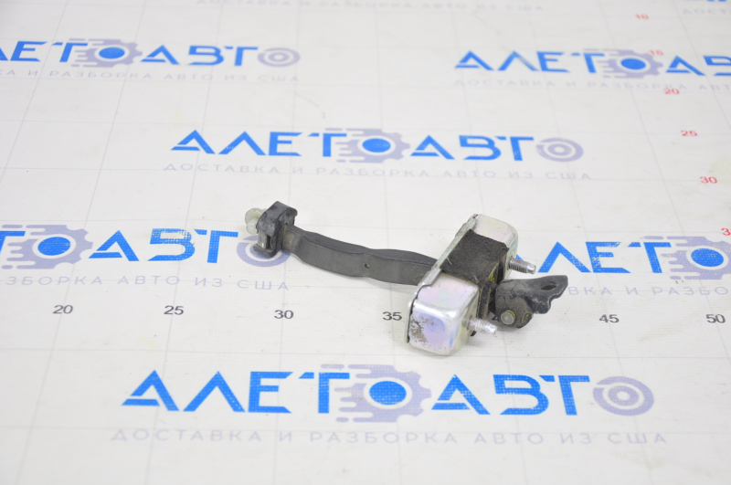 Rear left door limiter for Toyota Prius V 12-17