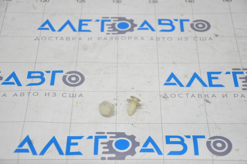 Clips for the front trunk lining of the front Tesla Model S 12-15 pre-rest RWD, 2 pcs. incomplete