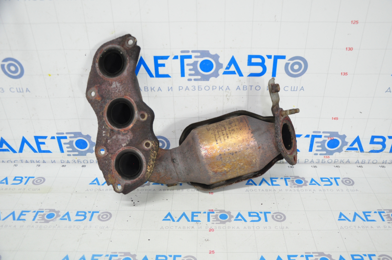 Front exhaust manifold with catalytic converter Toyota Highlander 11-13 hybrid