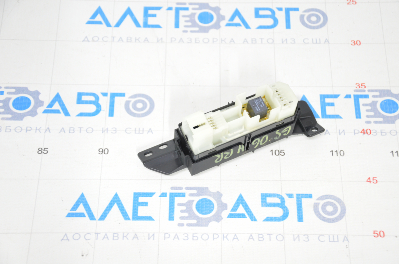 Rear right window lift control for Lexus GS300 GS350 GS430 GS450h 06-07