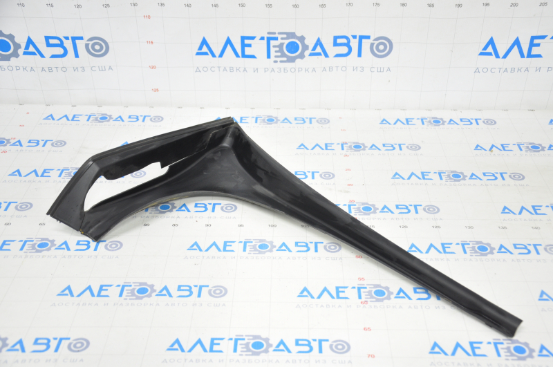 Left trunk hinge trim for Lexus GS300 GS350 GS430 GS450h 06-11 (assembled in 2 parts)