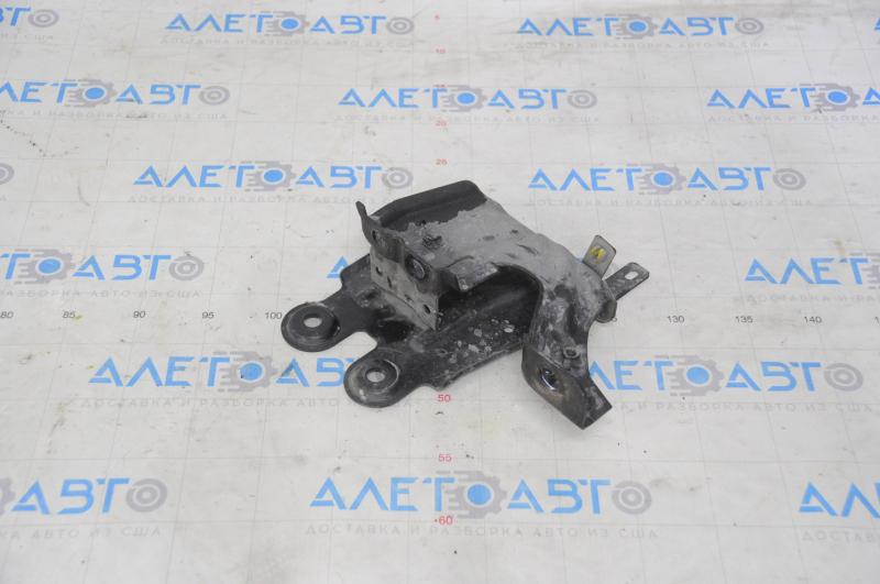 Stabilizer Bracket Front Left Lexus GS300 GS350 GS430 GS450h 06-07 rwd