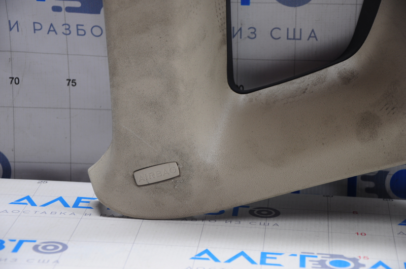 Upper left rear pillar trim VW Tiguan 09-17 beige, scratches, broken crepe, for dry cleaning