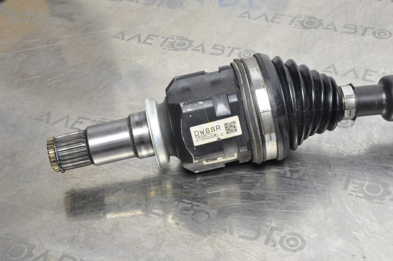 Drive axle shaft front right Toyota Prius 50 16-22 thread stripped