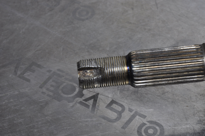 Drive axle shaft front right Toyota Prius 50 16-22 thread stripped