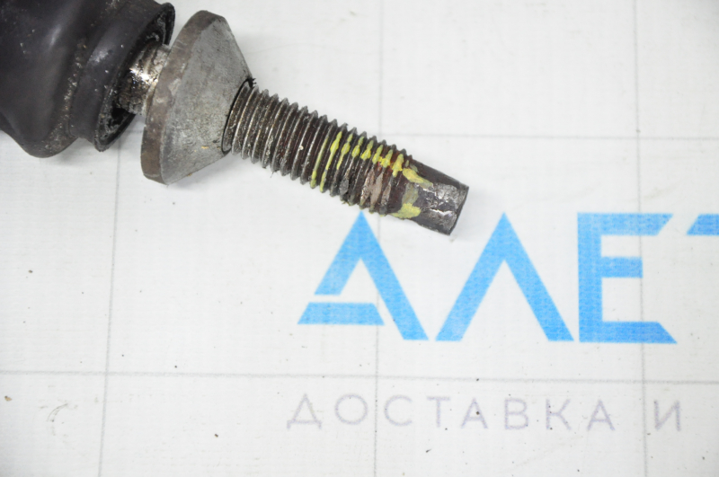 Tie rod end left Tesla Model S 12-20 type 1 thread defect