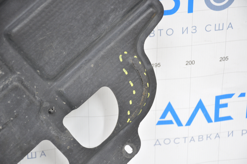 Engine protection central Toyota Prius V 12-17 no fragment, tears, filed