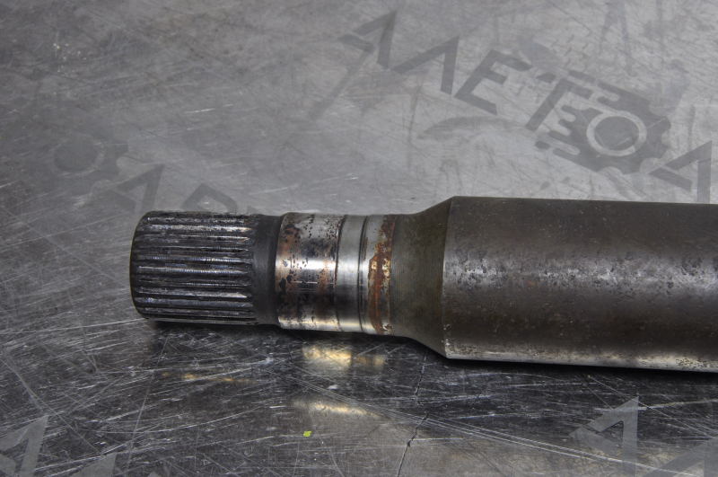 Drive axle shaft front right Jeep Patriot 11-17 FWD with shaft, without bracket