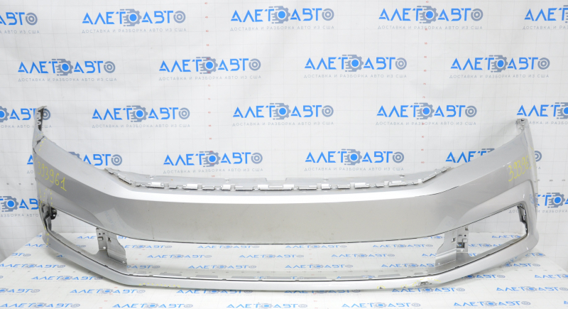 Front bumper bare VW Passat b8 16-19 USA silver dented, tears, filed