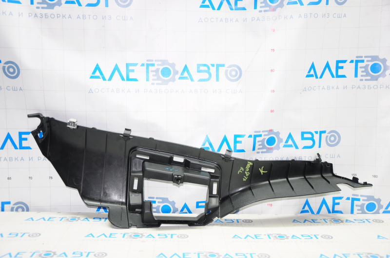 Rear pillar trim left Nissan Rogue Sport 17-19 black, rubbed