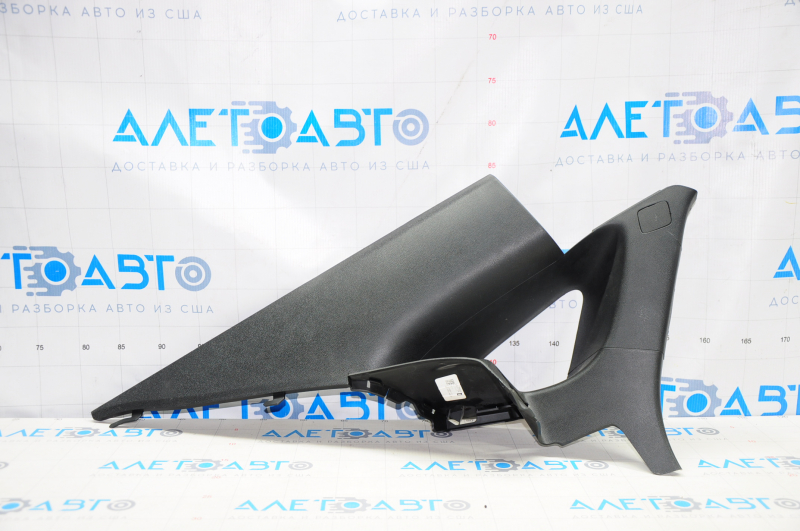 Rear pillar trim left Chevrolet Malibu 16-23 black, broken fastener, scratches