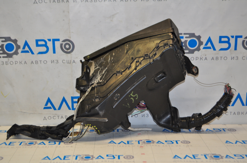 Underhood fuse box Toyota Camry v55 15-17 2.5 usa cracked housing, crack on cover, broken mount