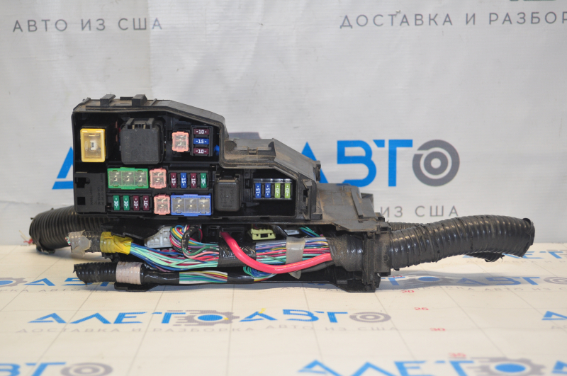 Fuse box underhood front left Infiniti JX35 QX60 13-20 double