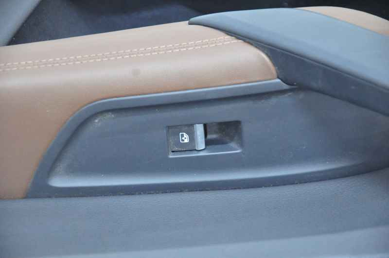 Door trim card front right Audi Q5 80A 18-20 black, with wood insert, brown armrest, with window lift control
