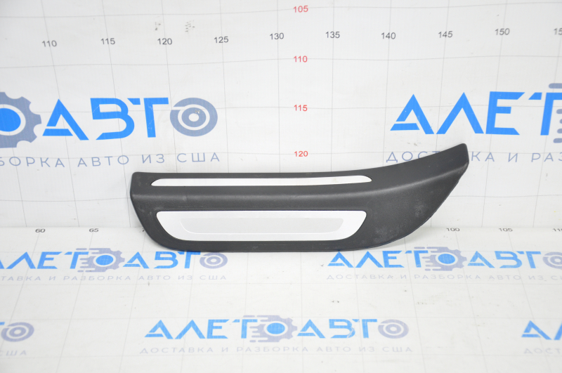 Door sill outer rear left Audi Q5 8R 09-17 black with chrome scratches, bump