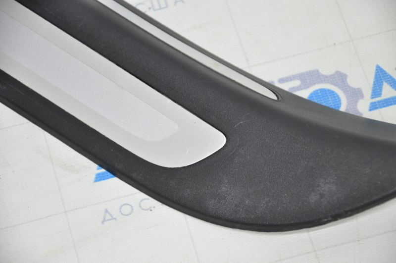 Door sill outer rear left Audi Q5 8R 09-17 black with chrome scratches, bump