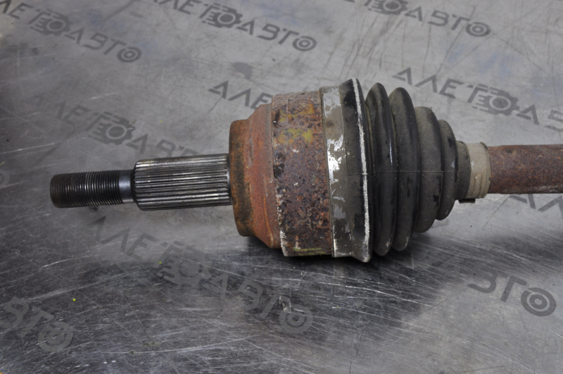 Drive axle rear left Jeep Grand Cherokee WK2 11-21 3.6 AWD 195mm for transfer case without lowering