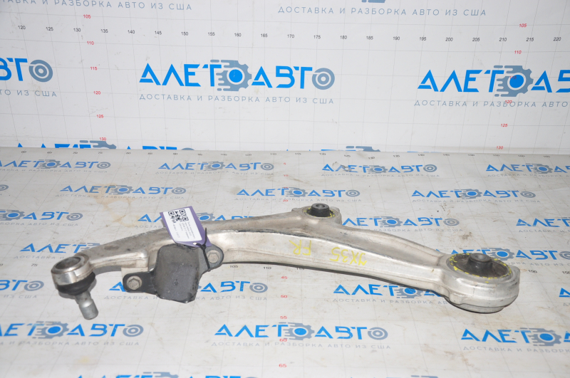 Lower front right arm Infiniti JX35 QX60 13 - torn silent blocks